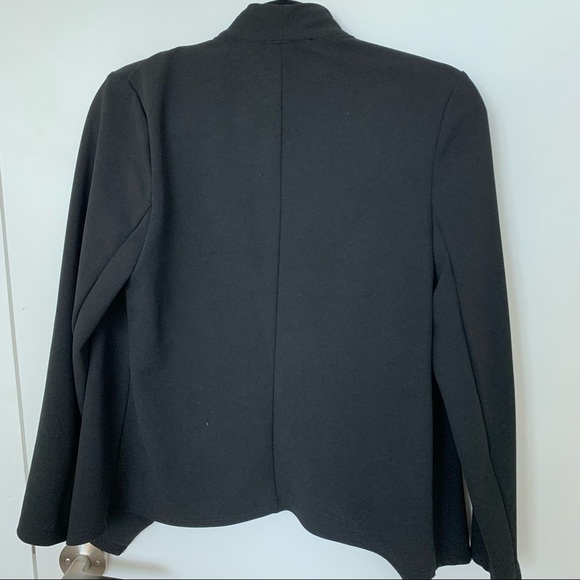 Black Blazer - Picture 3 of 5